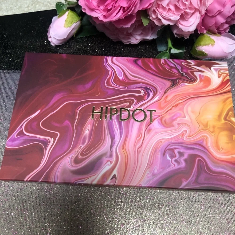 ✨HIPDOT ZION Eyeshadow Palette + Sponge Duo